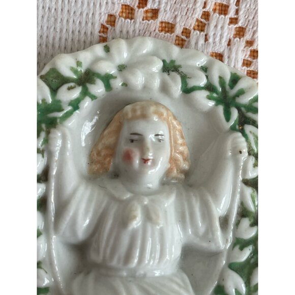 Antique German Porcelain Figurine Of Girl On Swing In Floral Arch - Picture 5 of 9